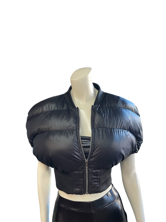 Black Matte Cropped and Sleeveless Zip-Up Puffer Jacket